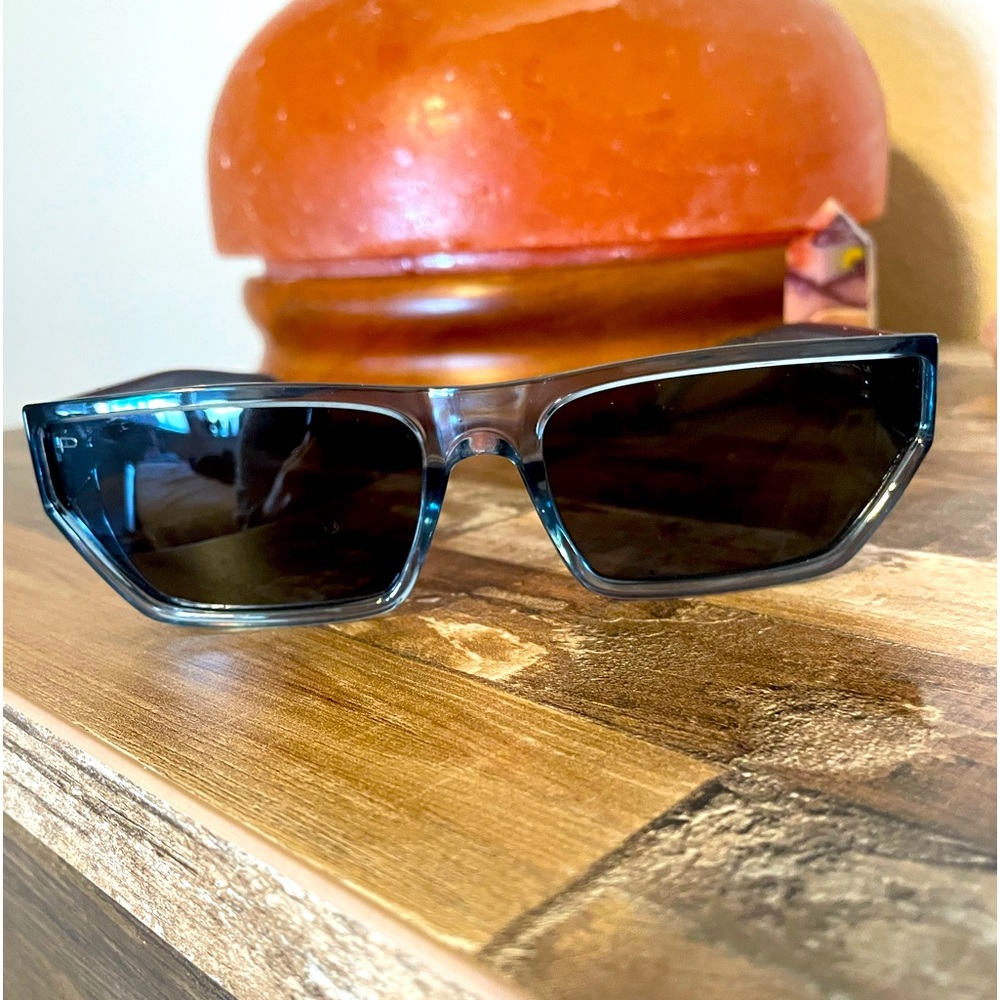 Prive Revaux “Low Key” sunglasses 😎